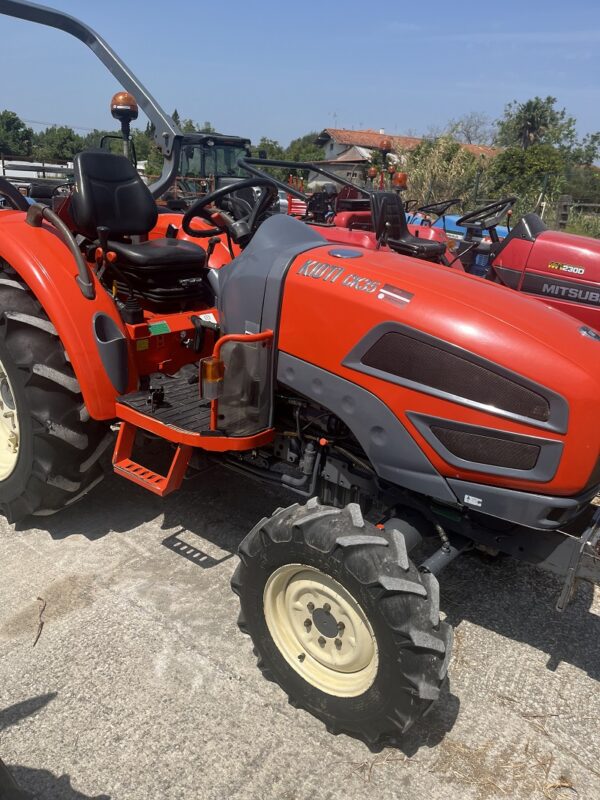 TRATOR KIOTI CK 35