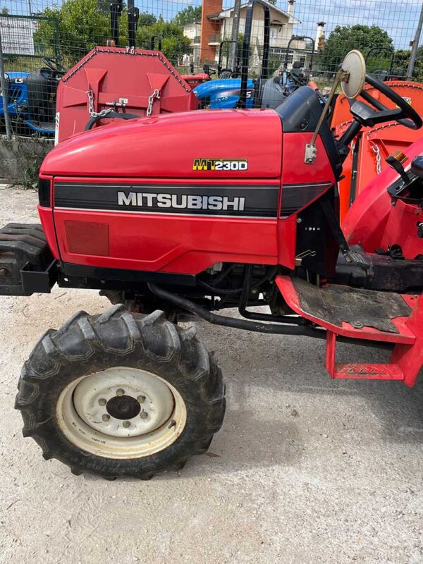TRATOR MITSUBISHI MT230D - Image 5