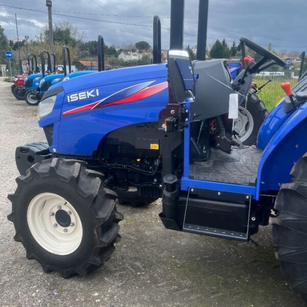 TRATOR ISEKI TLE4550 - Image 4