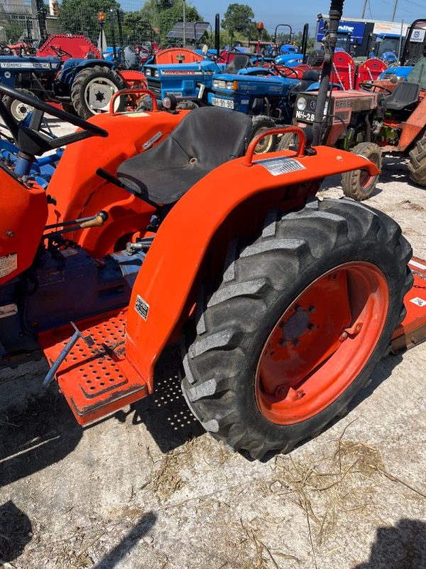 TRATOR DAEDONG 2600 - Image 5