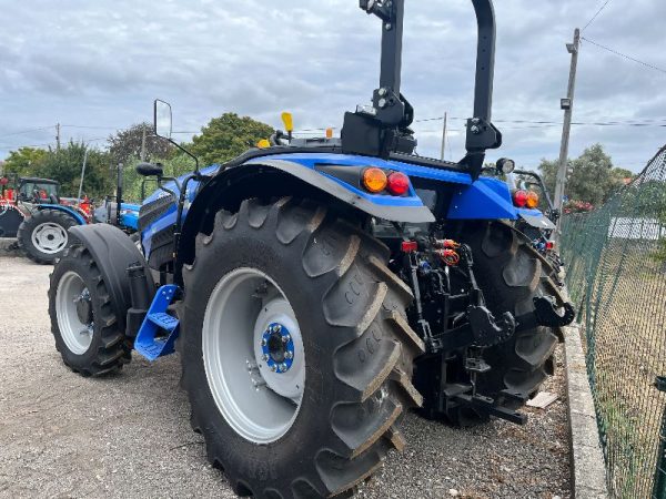 TRATOR SOLIS 75 XL ROPS - Image 3