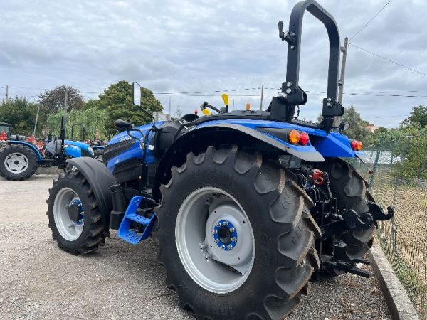 TRATOR SOLIS 75 XL ROPS - Image 4